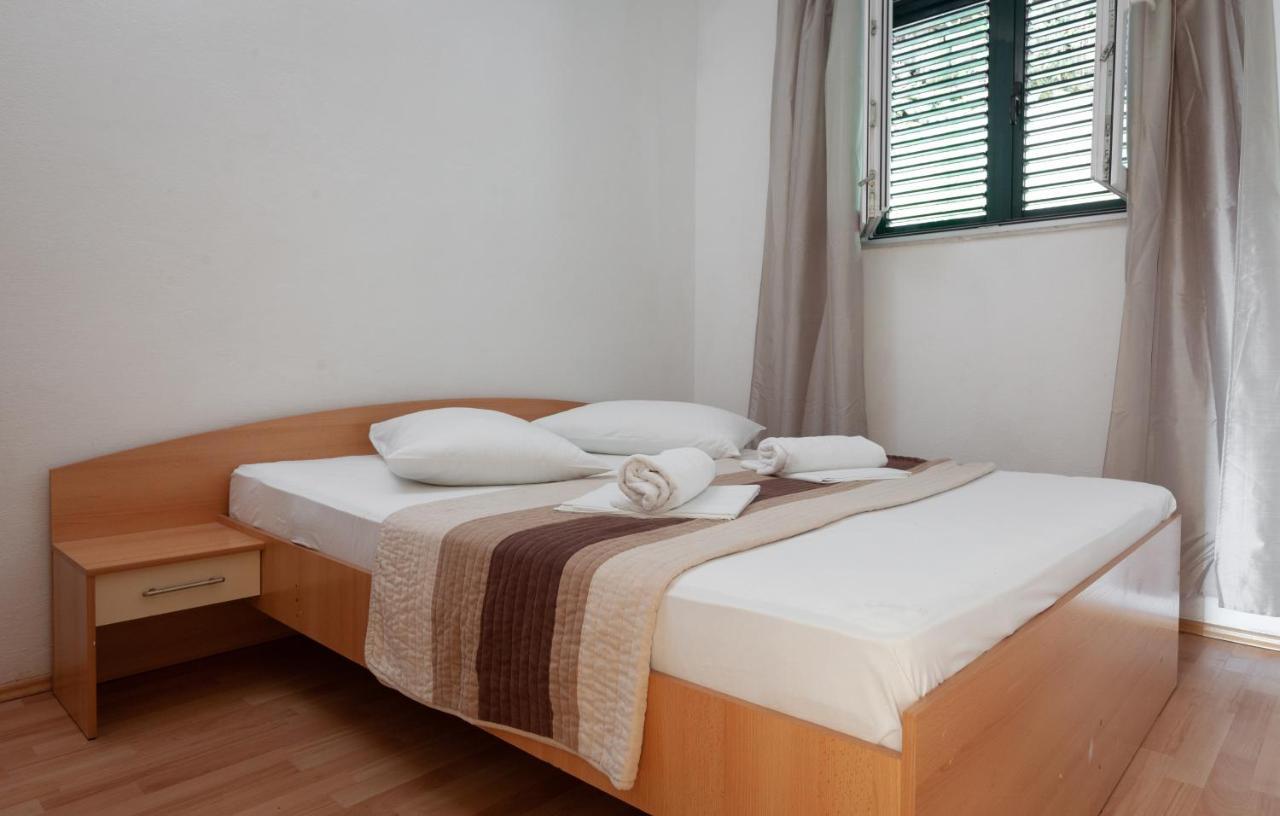 Apartments By The Sea Igrane, Makarska - 310 Exterior foto