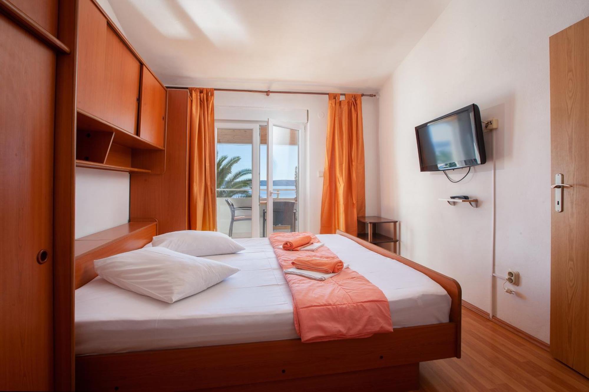 Apartments By The Sea Igrane, Makarska - 310 Zimmer foto